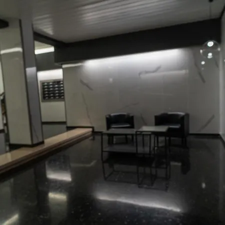 Holidaysbcn Rooms-3